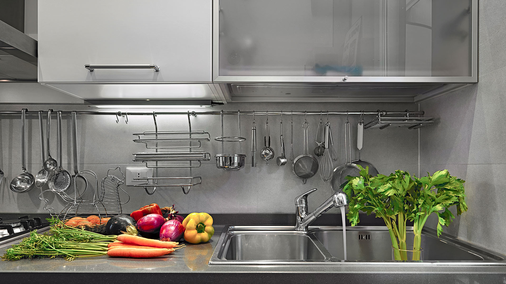 vila and kitchen
