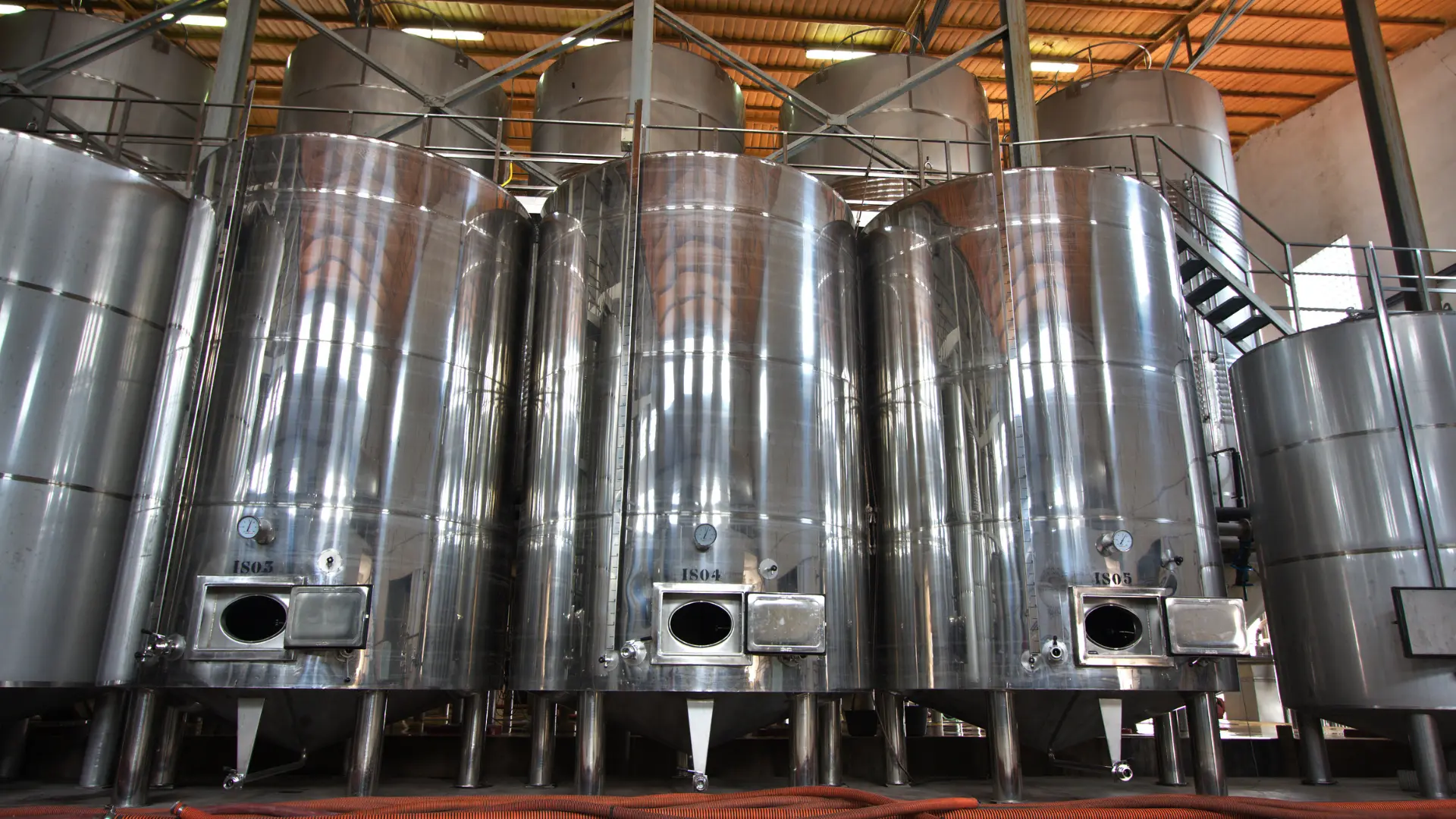 Stainless Steel Silos and Tanks in UAE